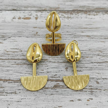Cori Cowrie Set