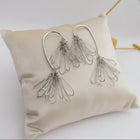 Pin Flora Tassel