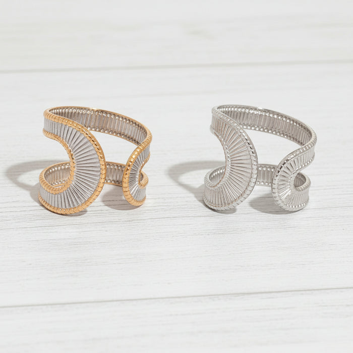 Ribbed Minimalist Stackable