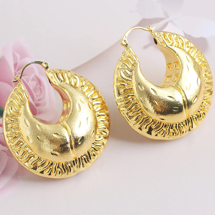 Seynabou Hoops
