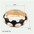 Oval Pearl