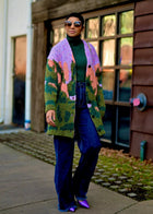 Contrast Purple Color