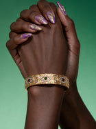 Eye on Me Luxe