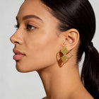 Ake Brass Set