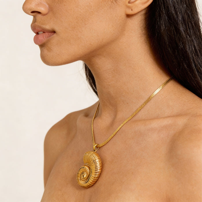 Dotti Shell Pendant