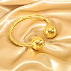 Fela Ball Hook