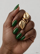 Simone Cowrie Set