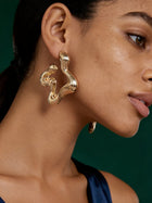 Zuzi Wavy Studs